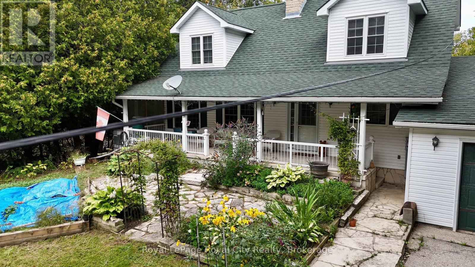8 Brock Street Property Photo 5