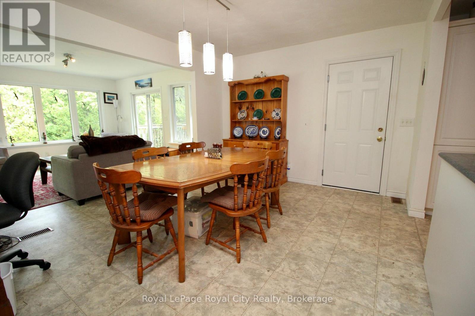 8 Brock Street Property Photo 17