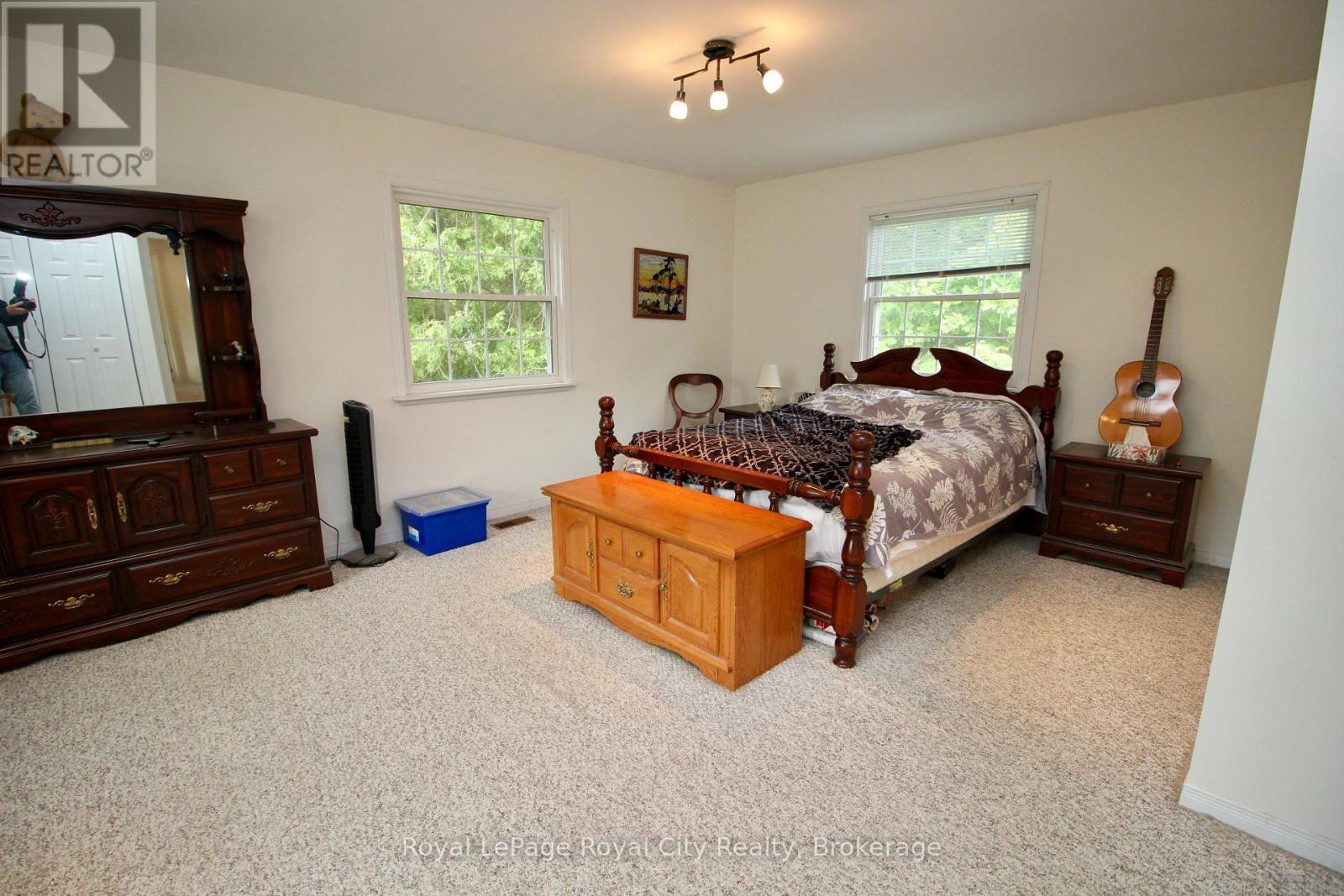 8 Brock Street Property Photo 28