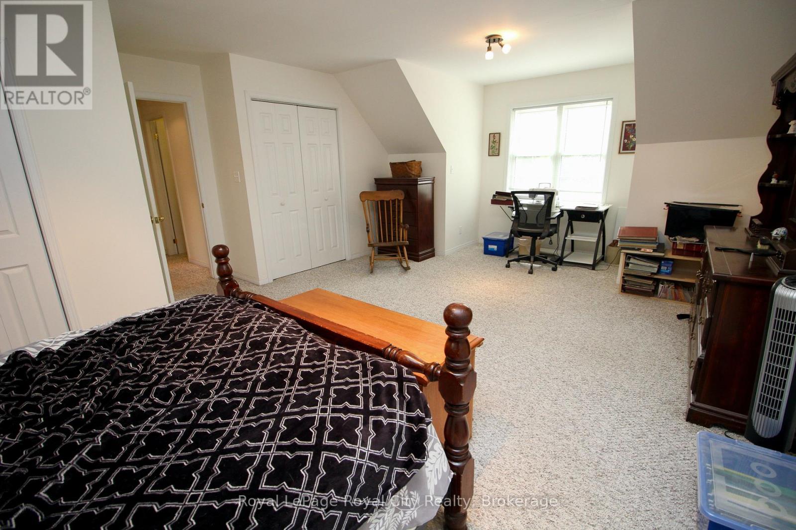 8 Brock Street Property Photo 30