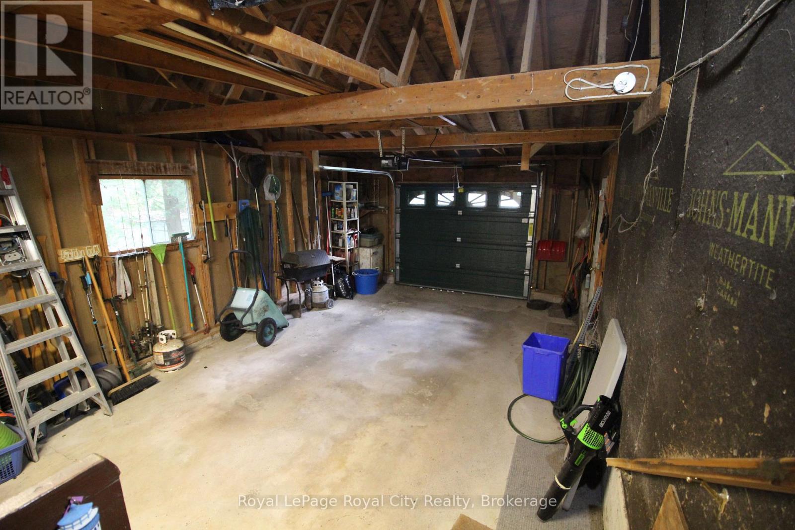 8 Brock Street Property Photo 46