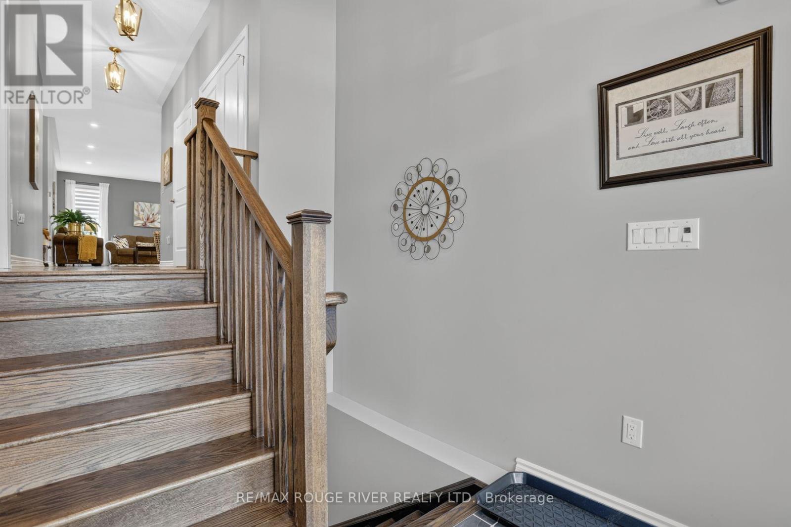 8 Timber Drive Property Photo 3