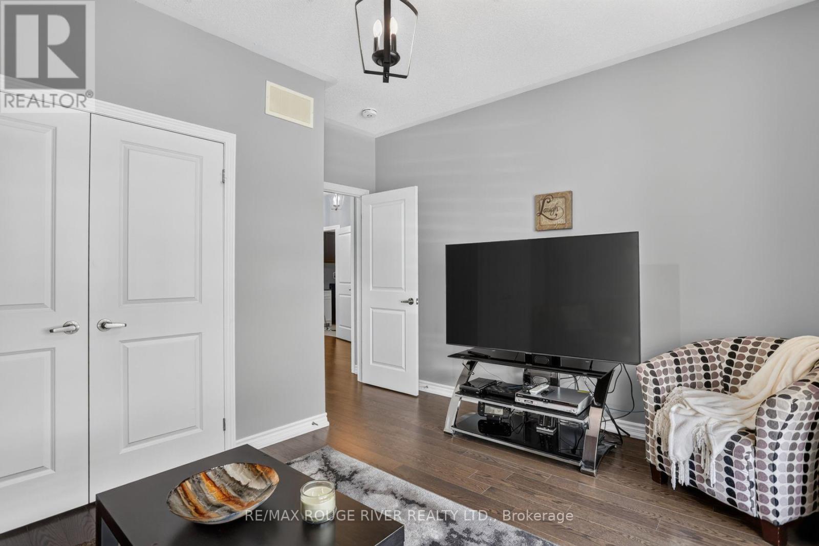 8 Timber Drive Property Photo 18