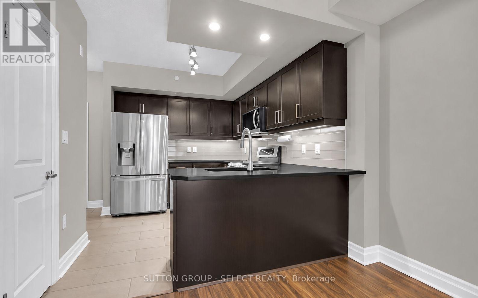 102 - 89 Ridout Street Property Photo 3