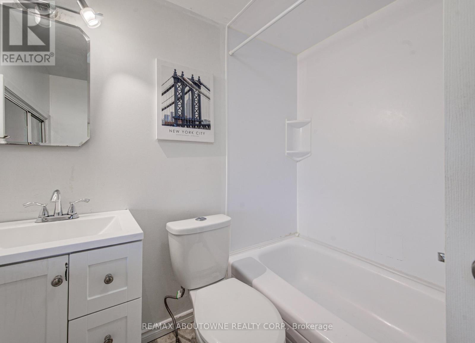 227 East 23rd Street Property Photo 19