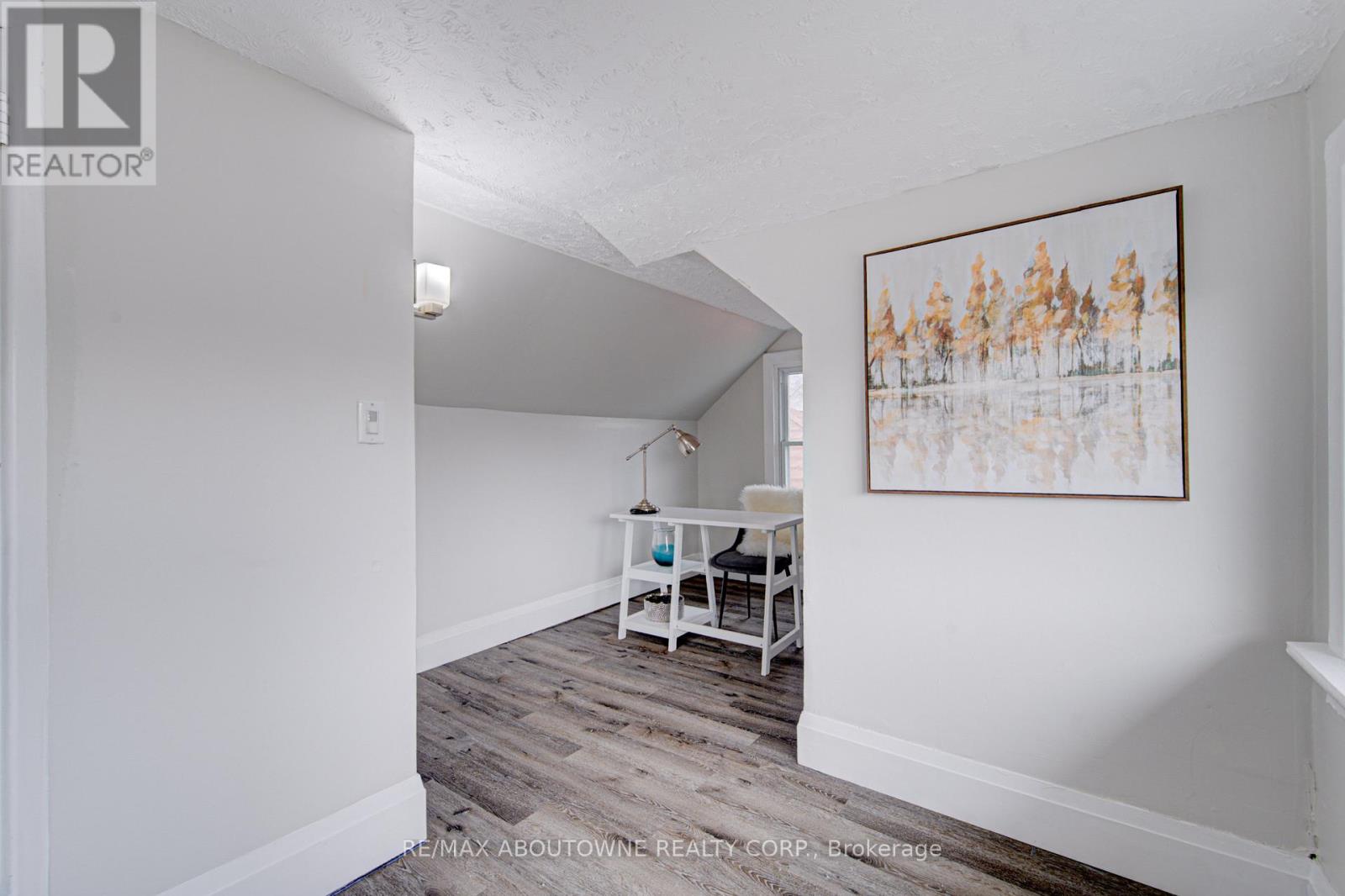 227 East 23rd Street Property Photo 27