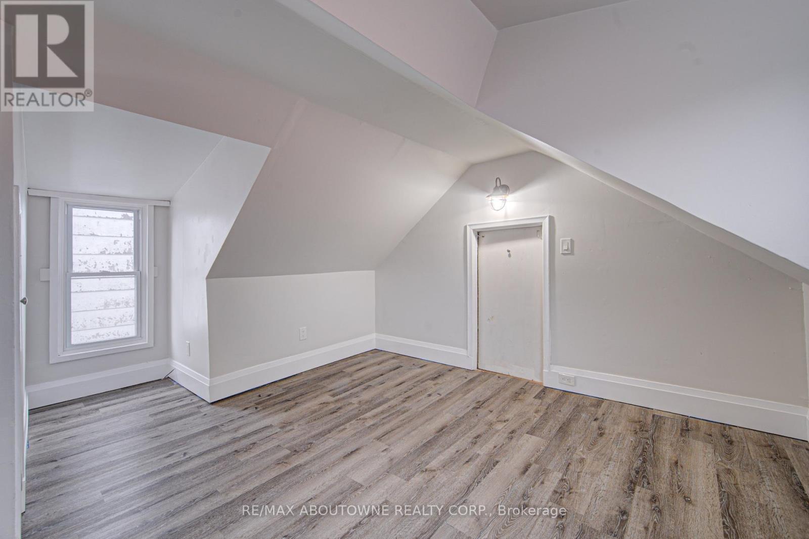 227 East 23rd Street Property Photo 29