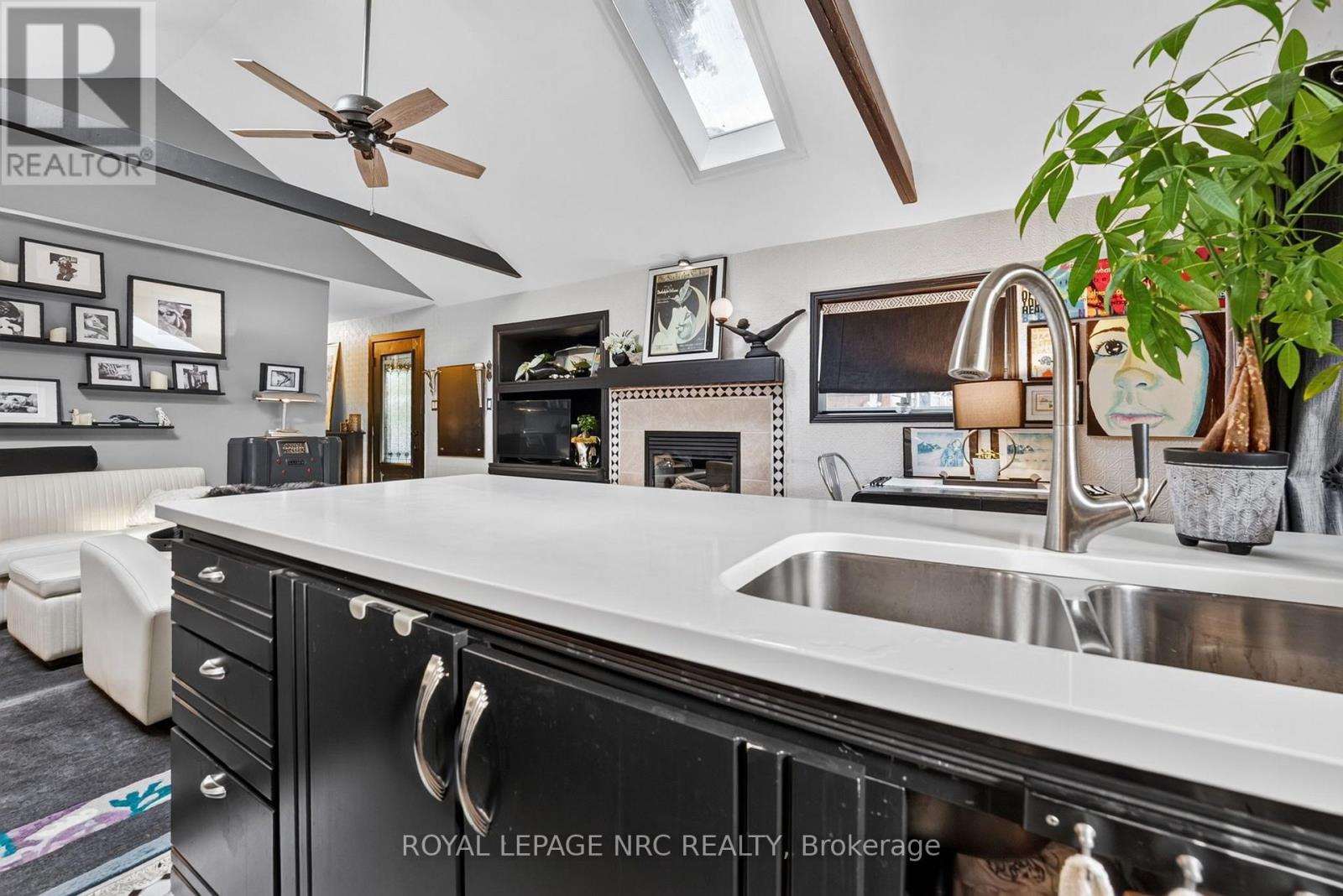 93 Lincoln Road E Property Photo 19