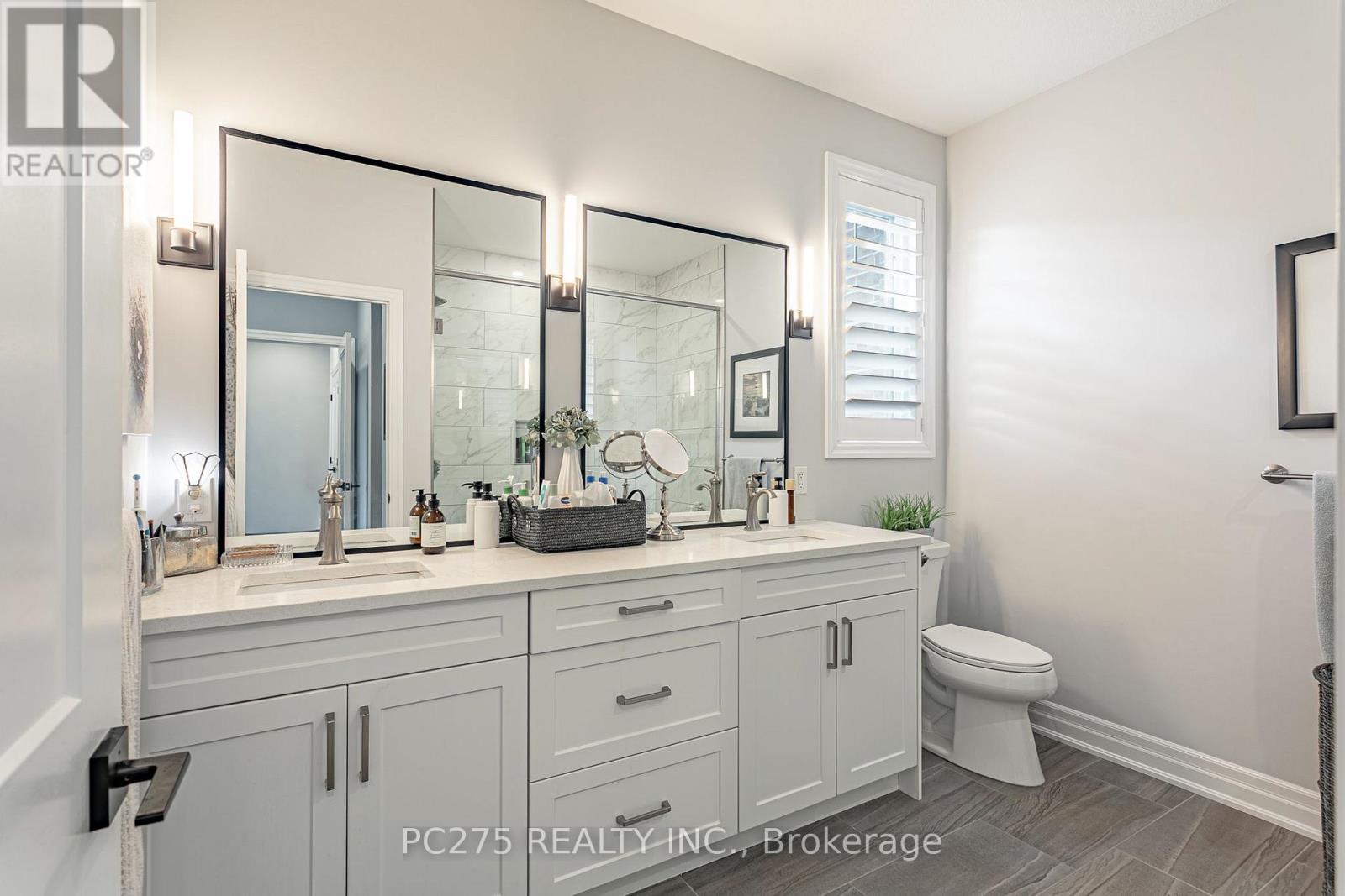 9 Foxborough Place Property Photo 27