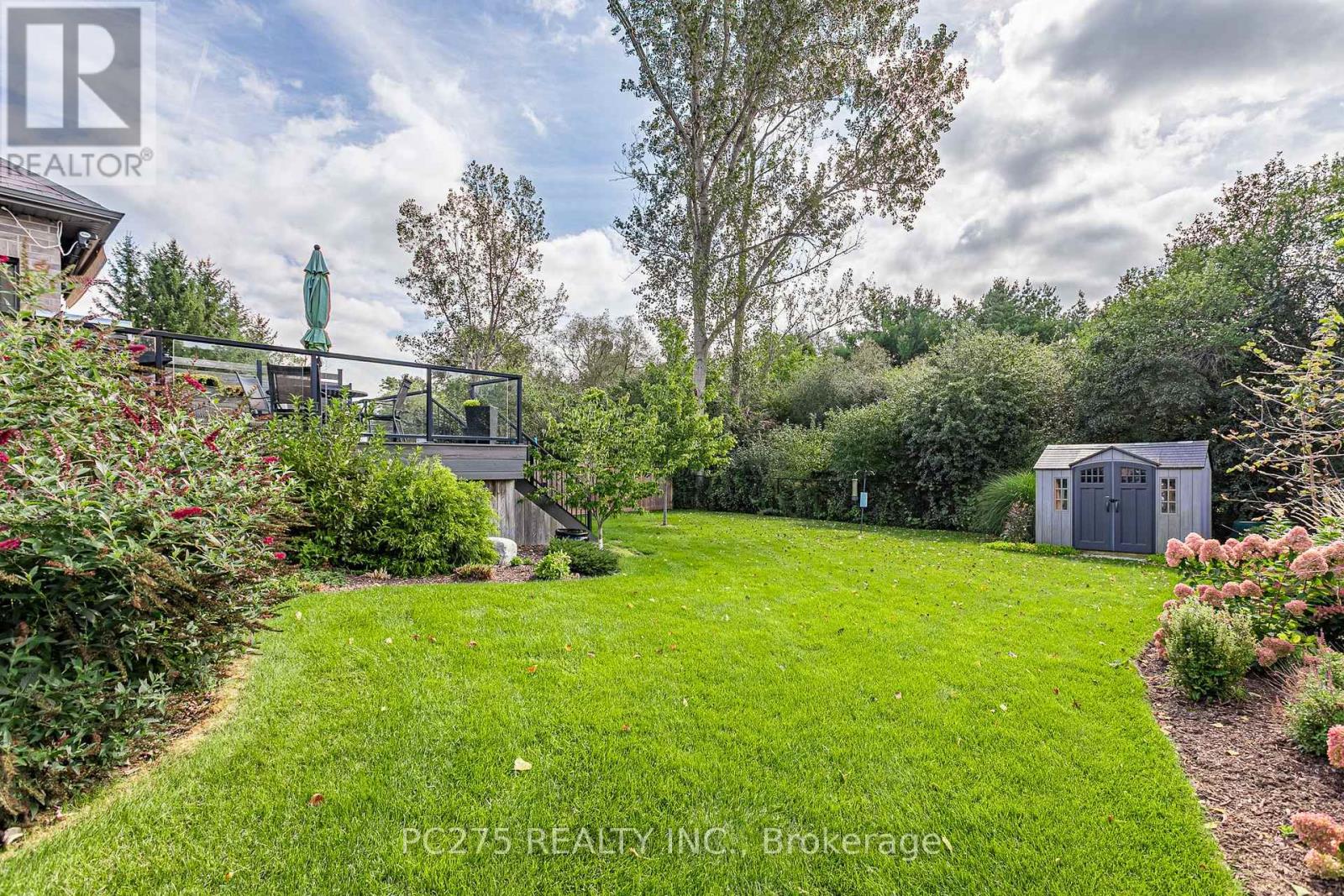 9 Foxborough Place Property Photo 37