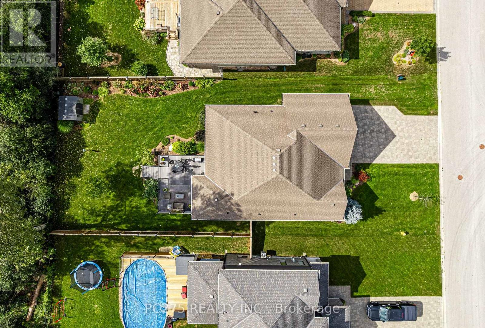 9 Foxborough Place Property Photo 45