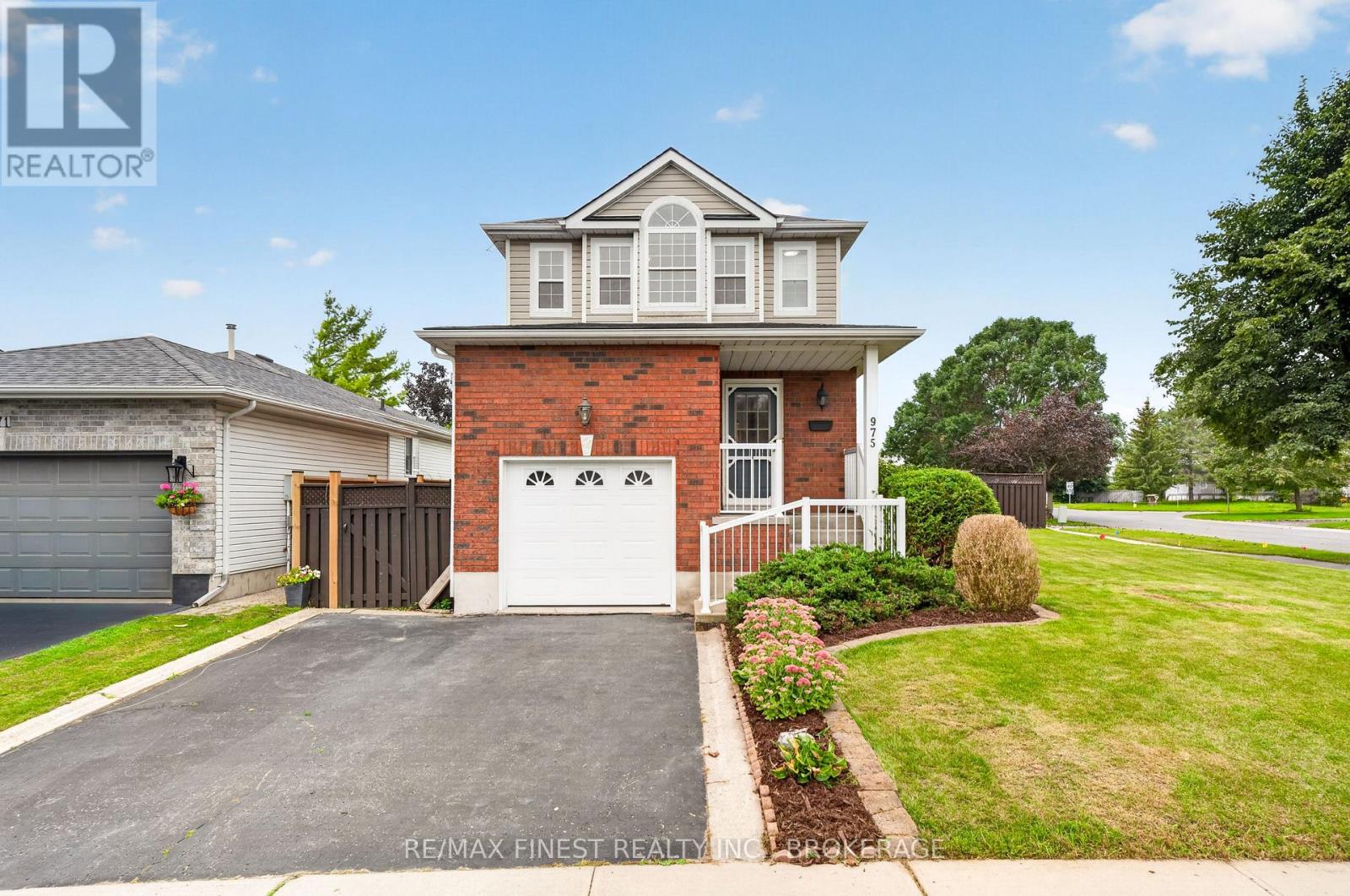 975 Ringstead Street Property Photo 1