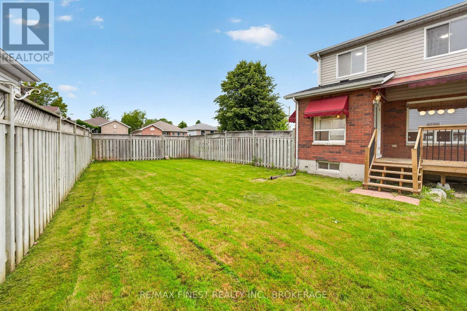 975 Ringstead Street Property Photo 27