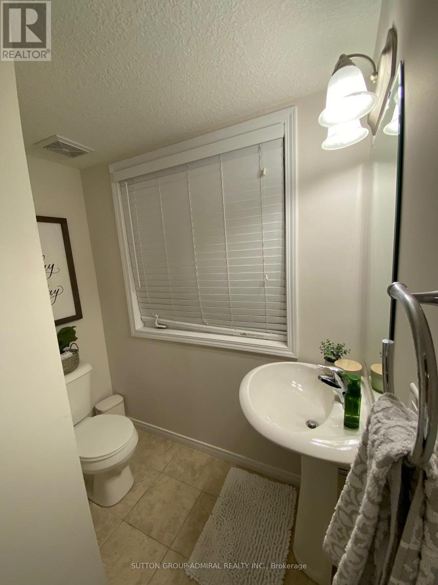 B - 25 Sienna Street Property Photo 12