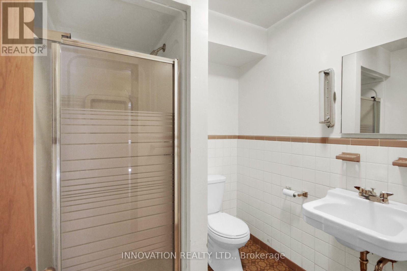 1136 Castle Hill Crescent Property Photo 31