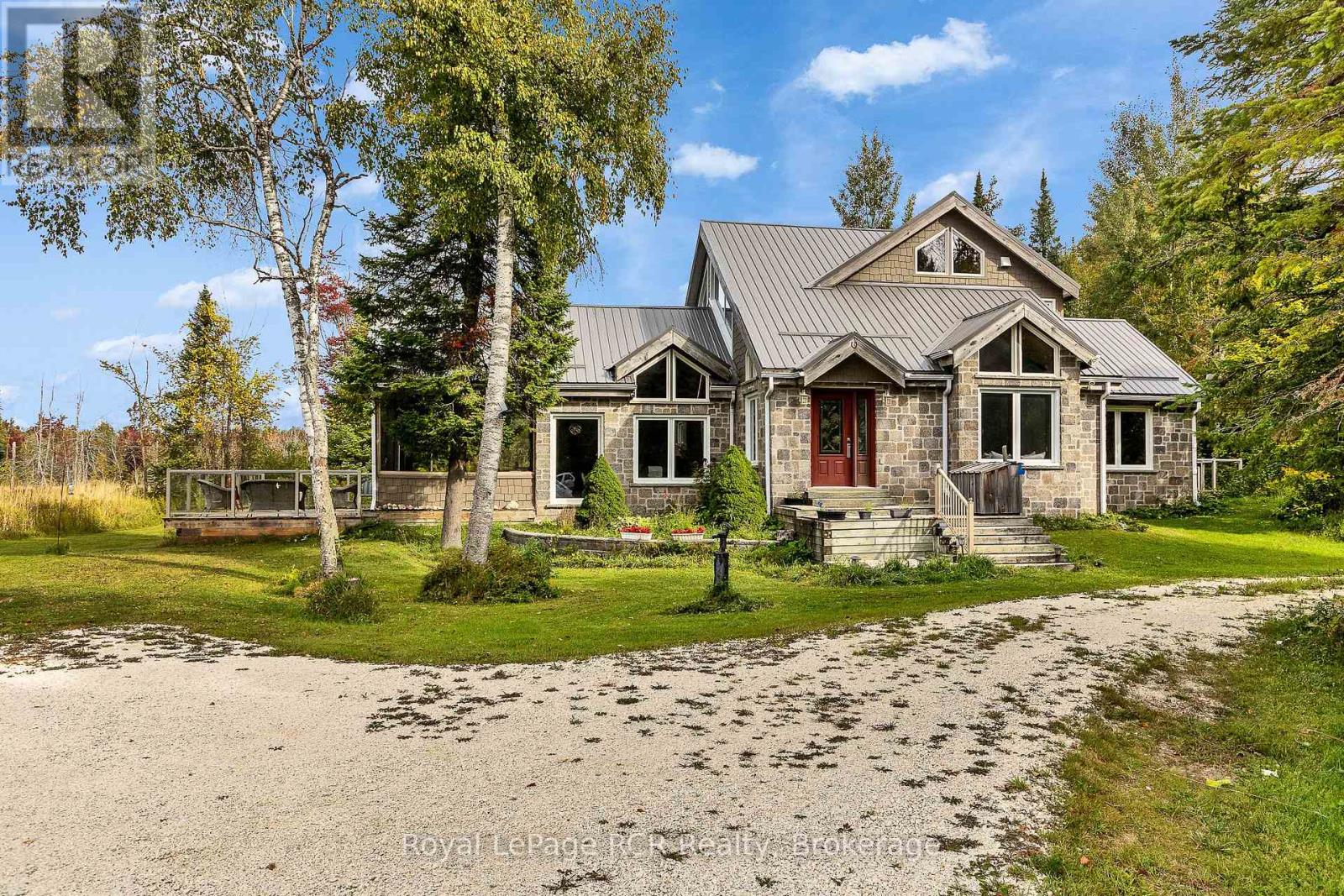 397061 5th Line Property Photo 3