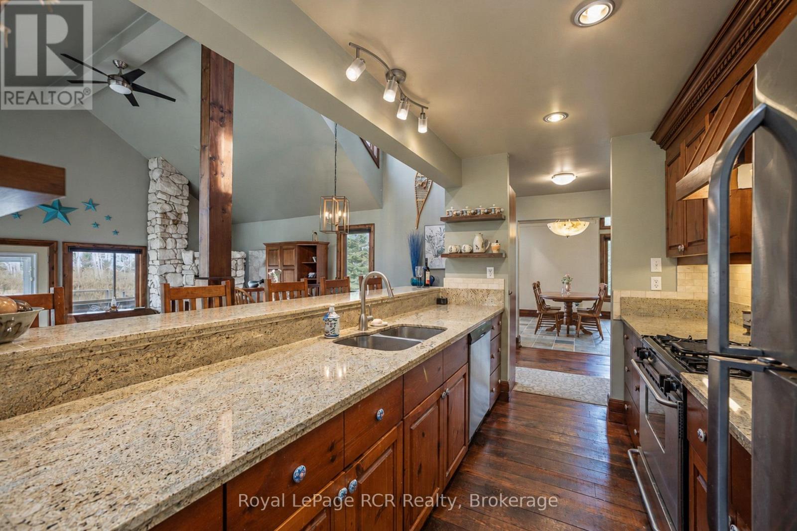 397061 5th Line Property Photo 14