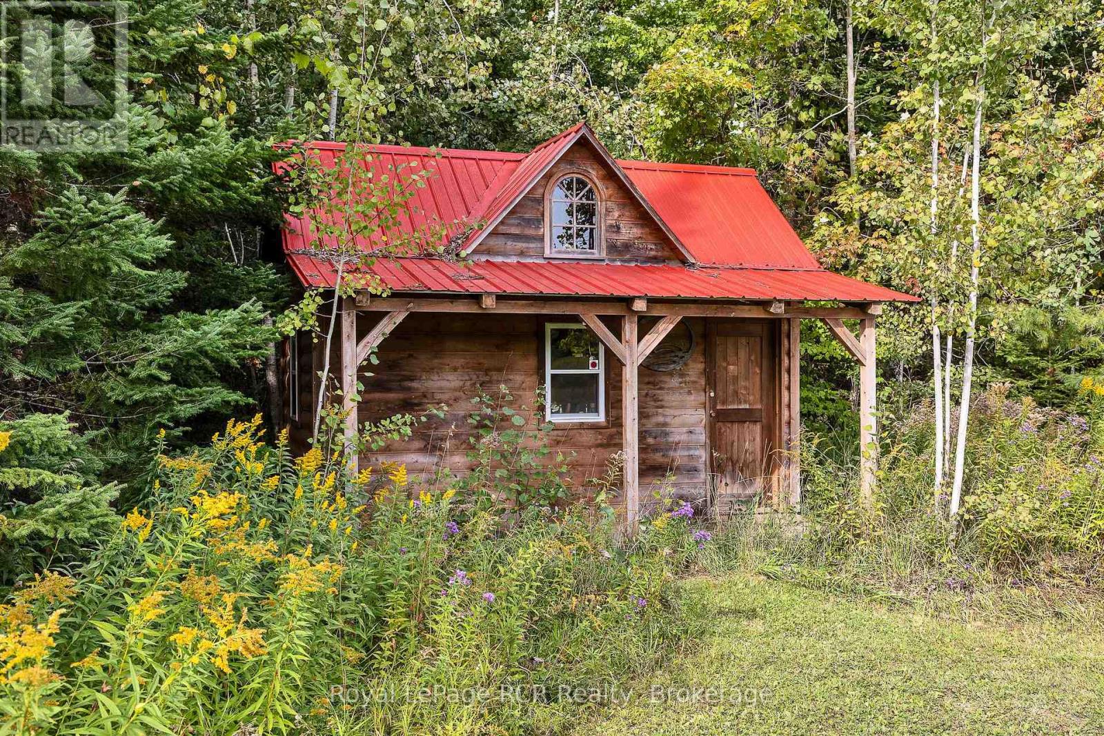 397061 5th Line Property Photo 39