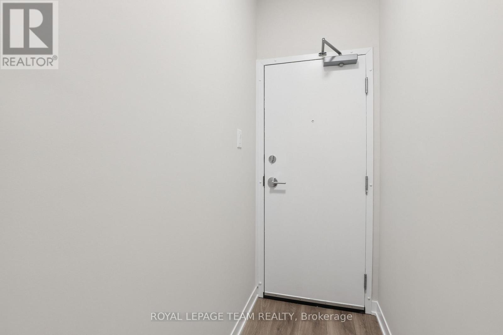 808 Utopie Private Property Photo 6