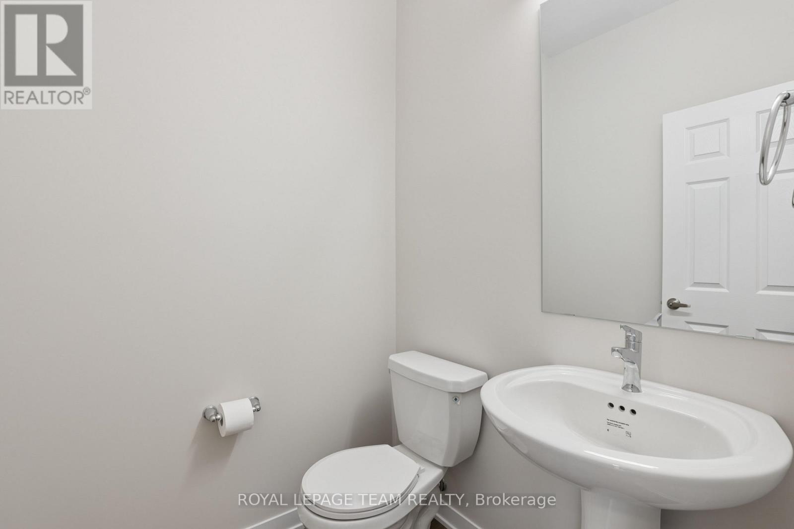 808 Utopie Private Property Photo 8