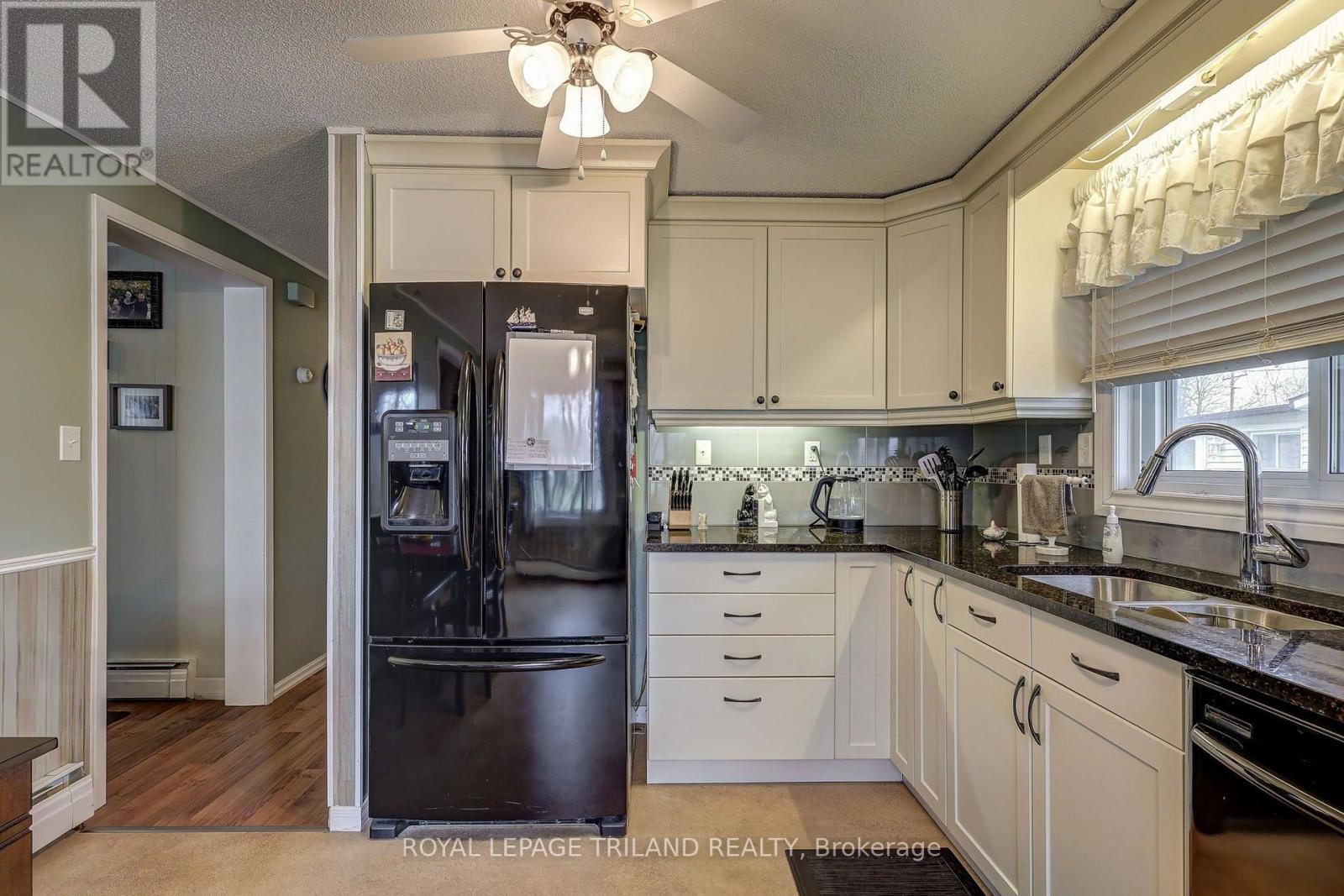 58 Vanbuskirk Drive Property Photo 19