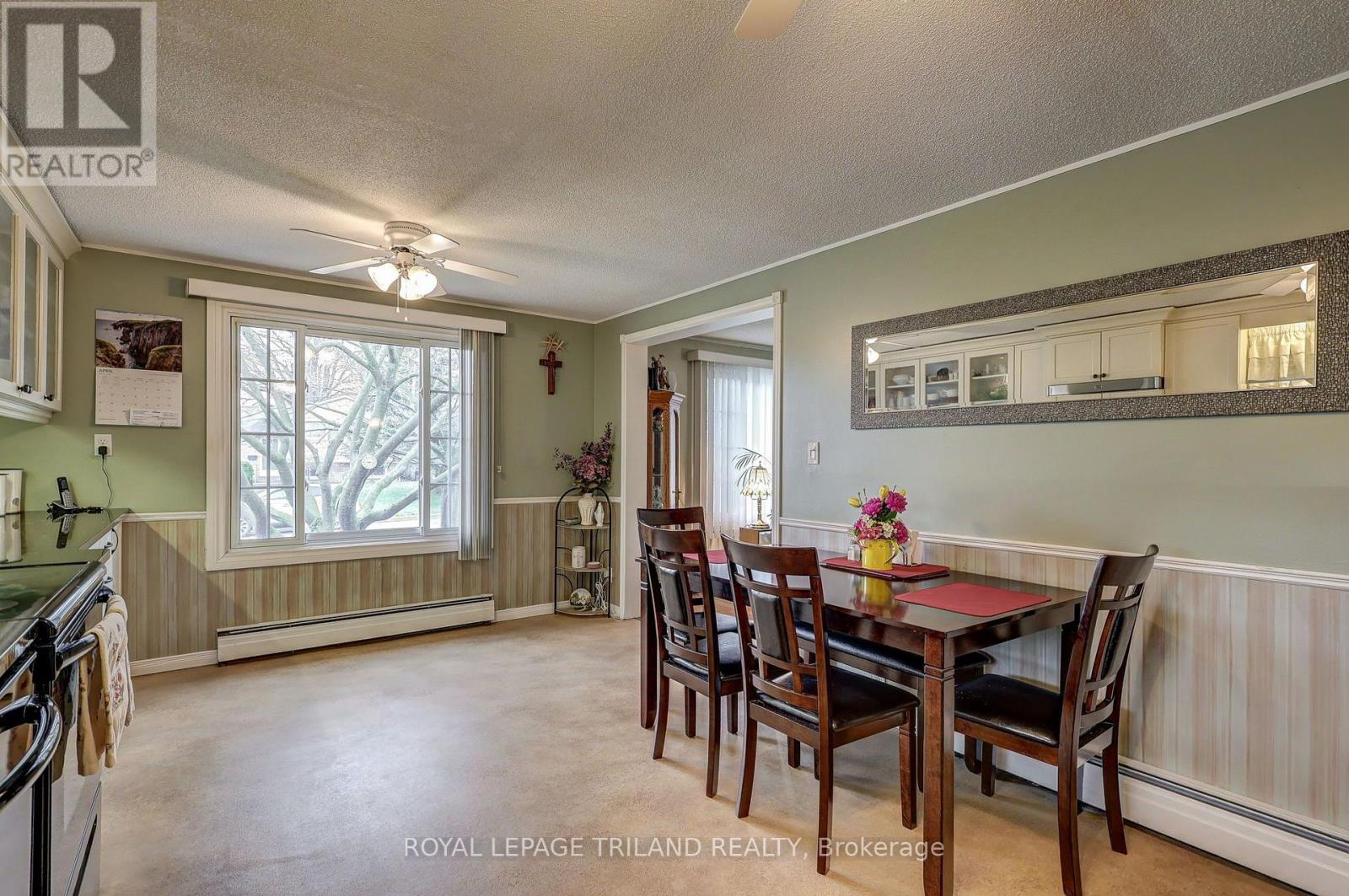 58 Vanbuskirk Drive Property Photo 22