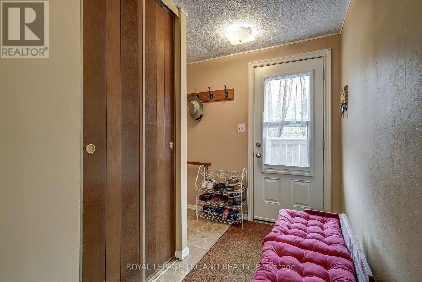 58 Vanbuskirk Drive Property Photo 23