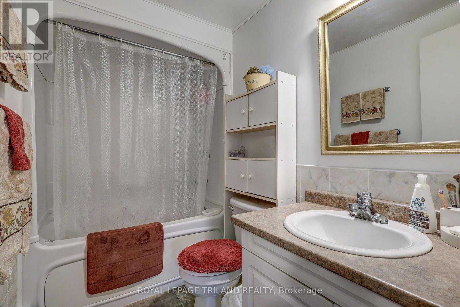 58 Vanbuskirk Drive Property Photo 25