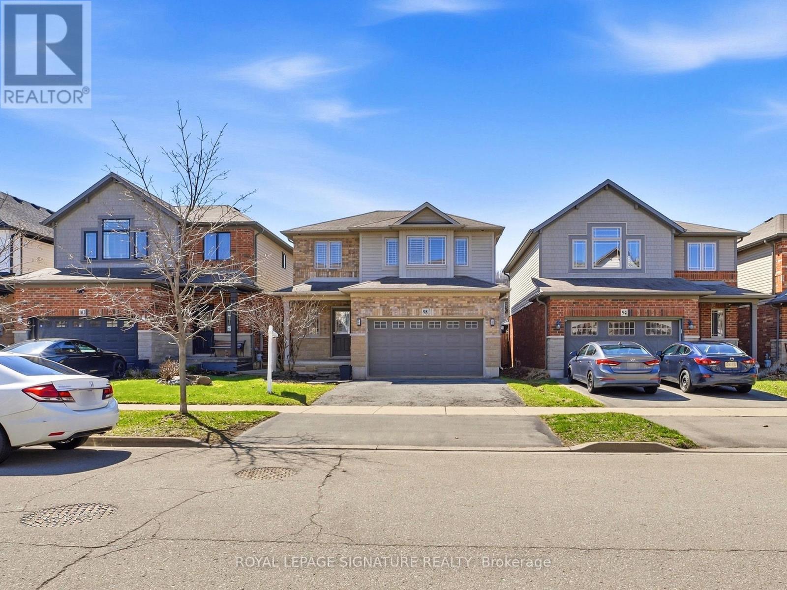 98 Willow Lane Property Photo 2