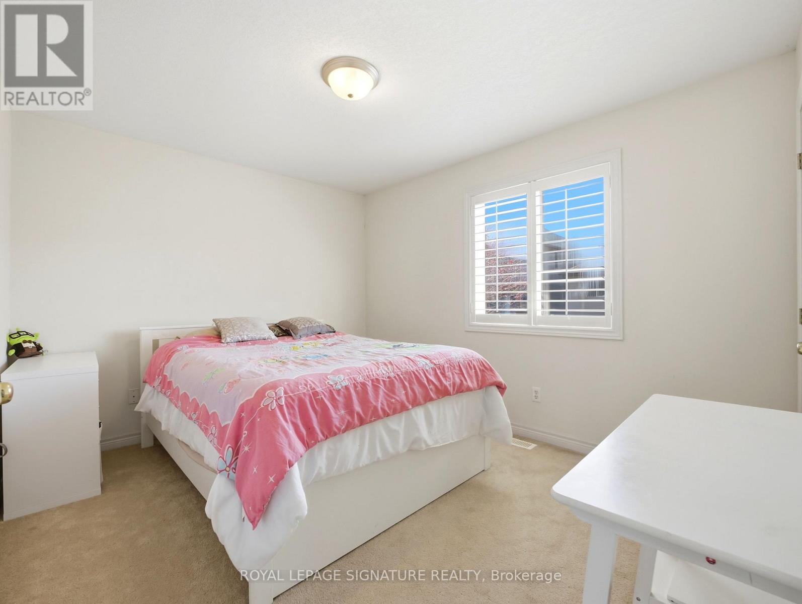 98 Willow Lane Property Photo 25