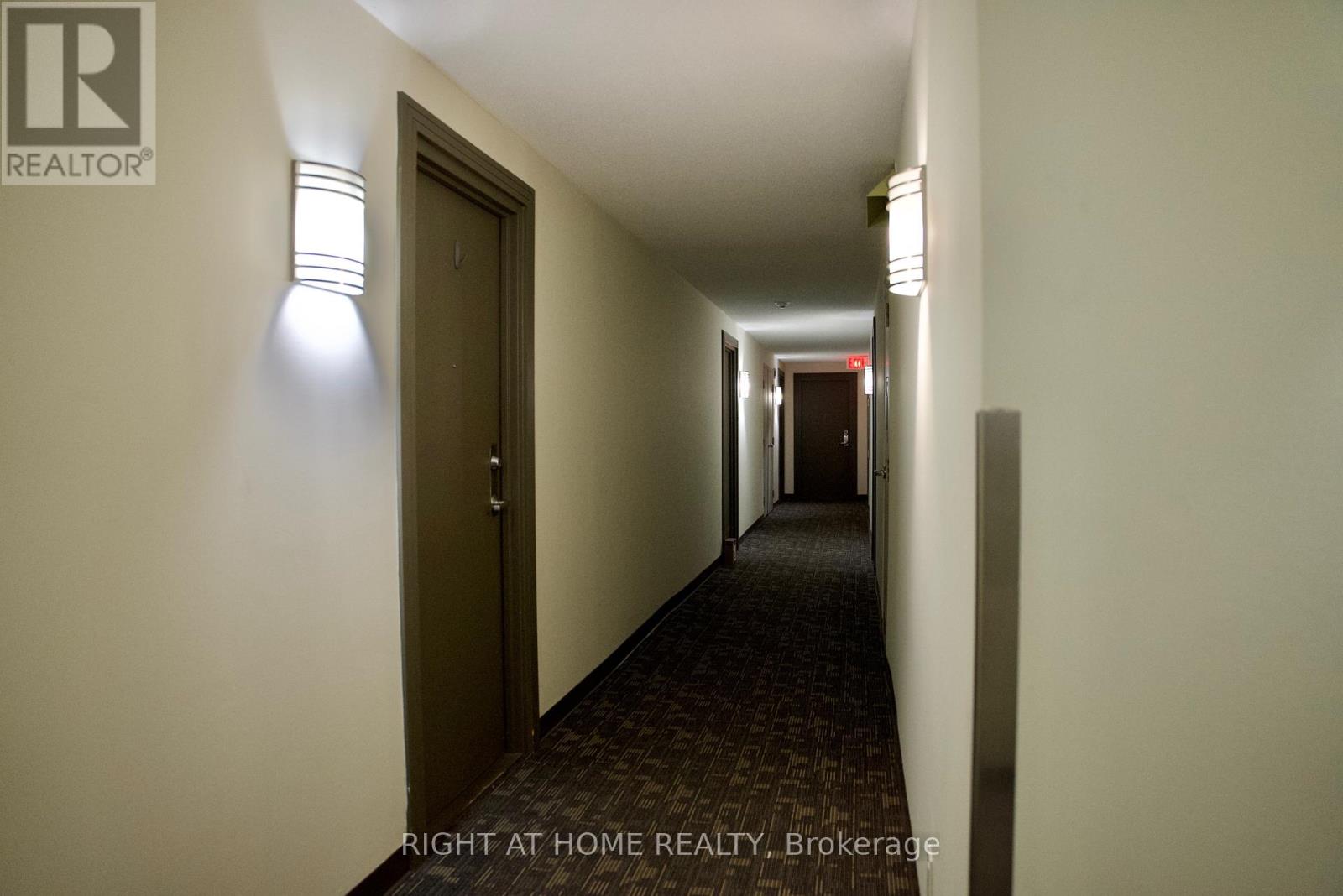 205 - 35 Holland Avenue Property Photo 5