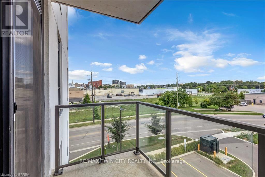 304 - 7 Erie Avenue Property Photo 11