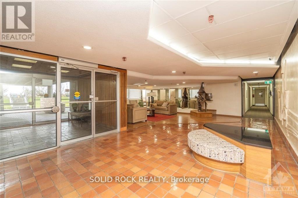 309 - 415 Greenview Avenue N Property Photo 4