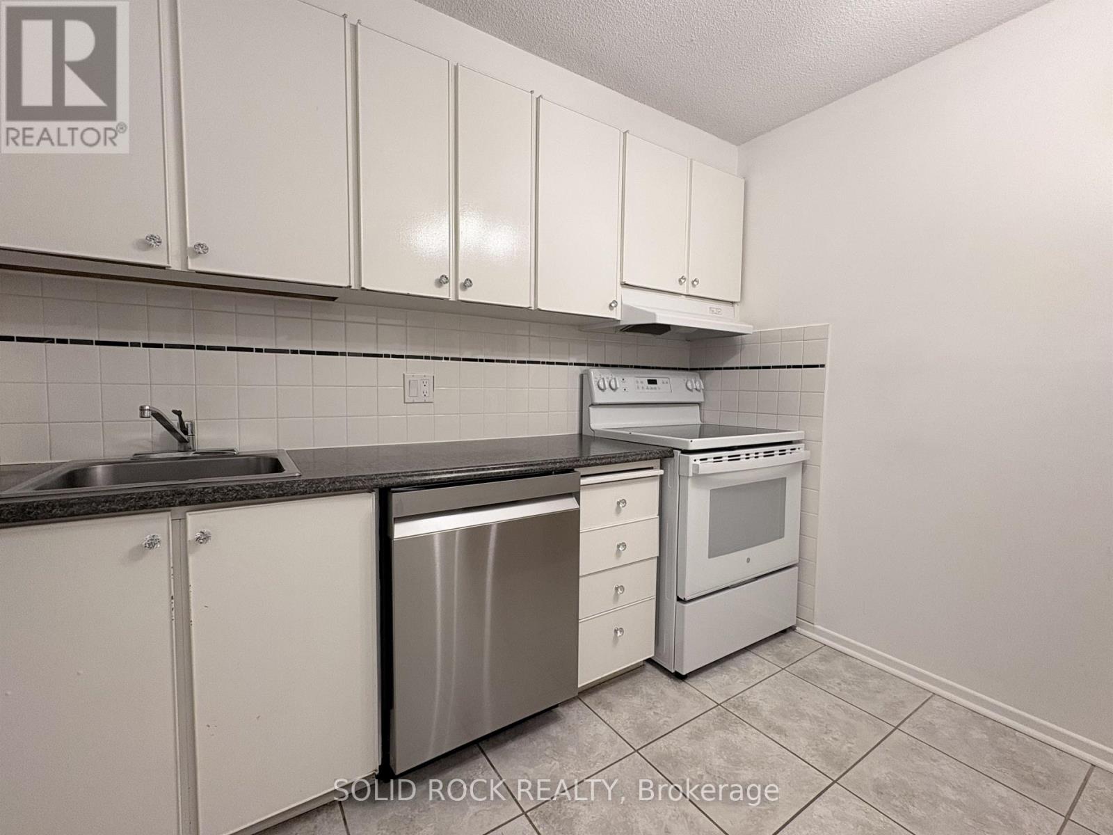 309 - 415 Greenview Avenue N Property Photo 8