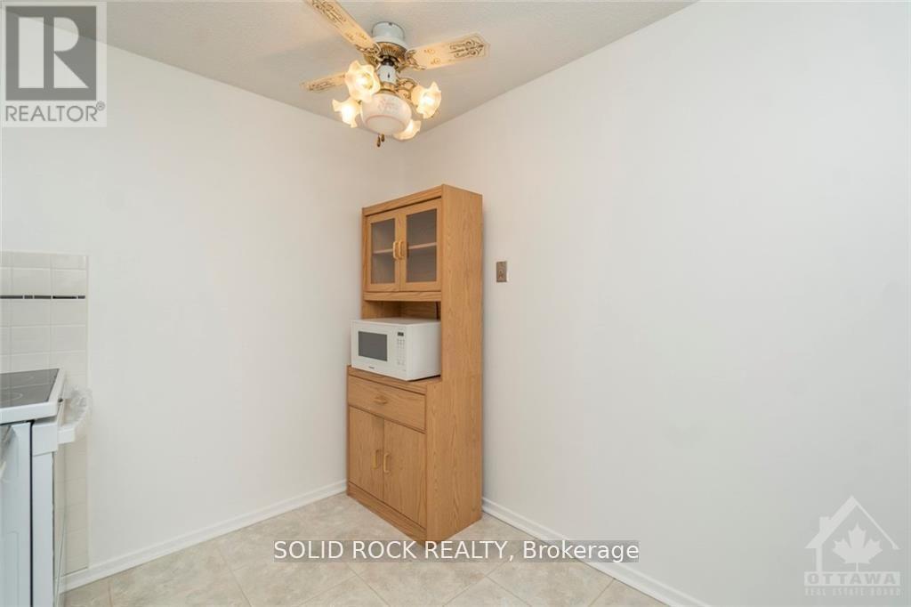 309 - 415 Greenview Avenue N Property Photo 11