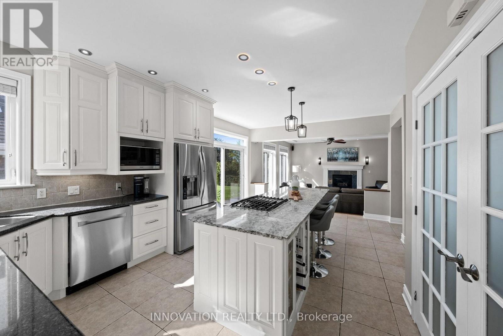 6646 Old Forest Drive Property Photo 11