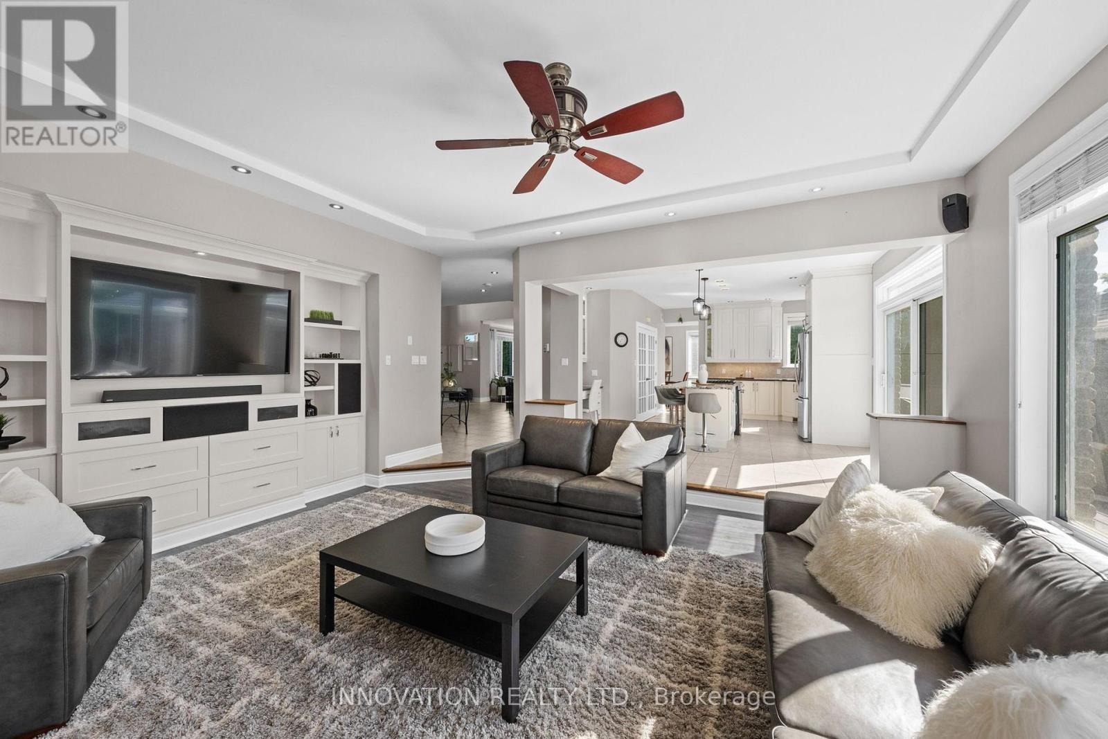 6646 Old Forest Drive Property Photo 15