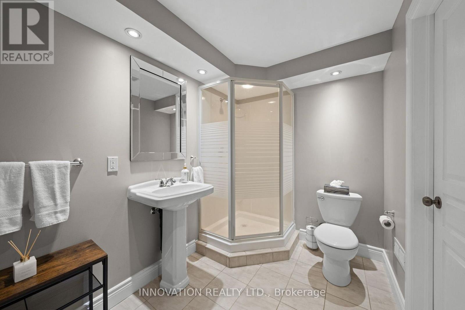 6646 Old Forest Drive Property Photo 39