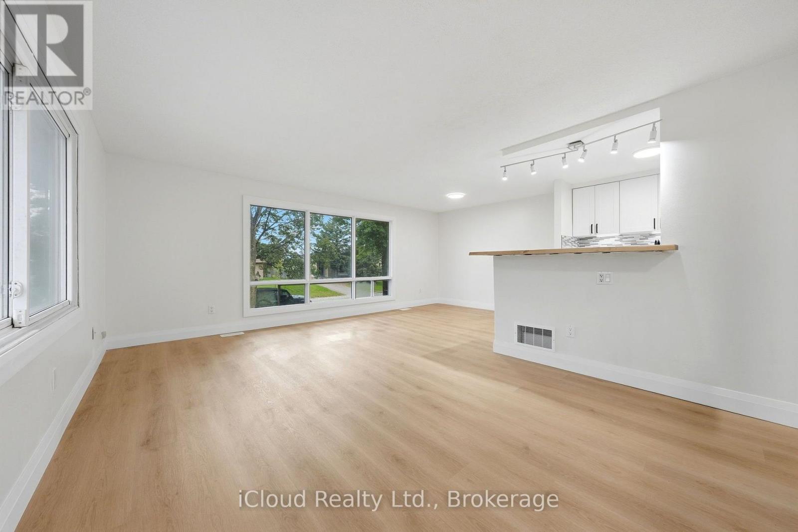 3 Manley Crescent Property Photo 5