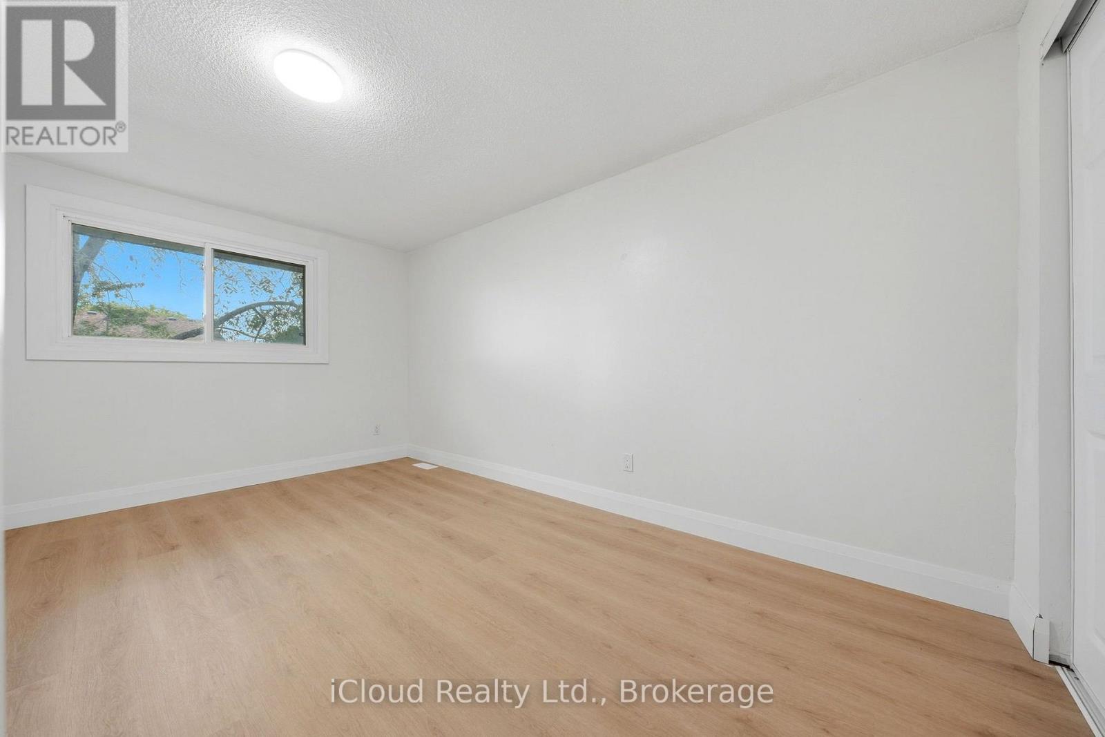 3 Manley Crescent Property Photo 14