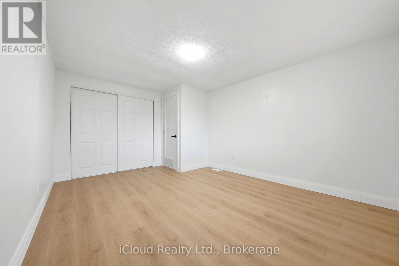 3 Manley Crescent Property Photo 30