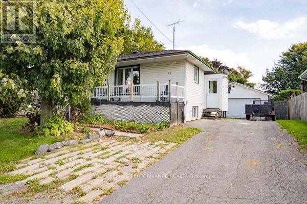 12 Sabourin Street Photo de la propriété 1