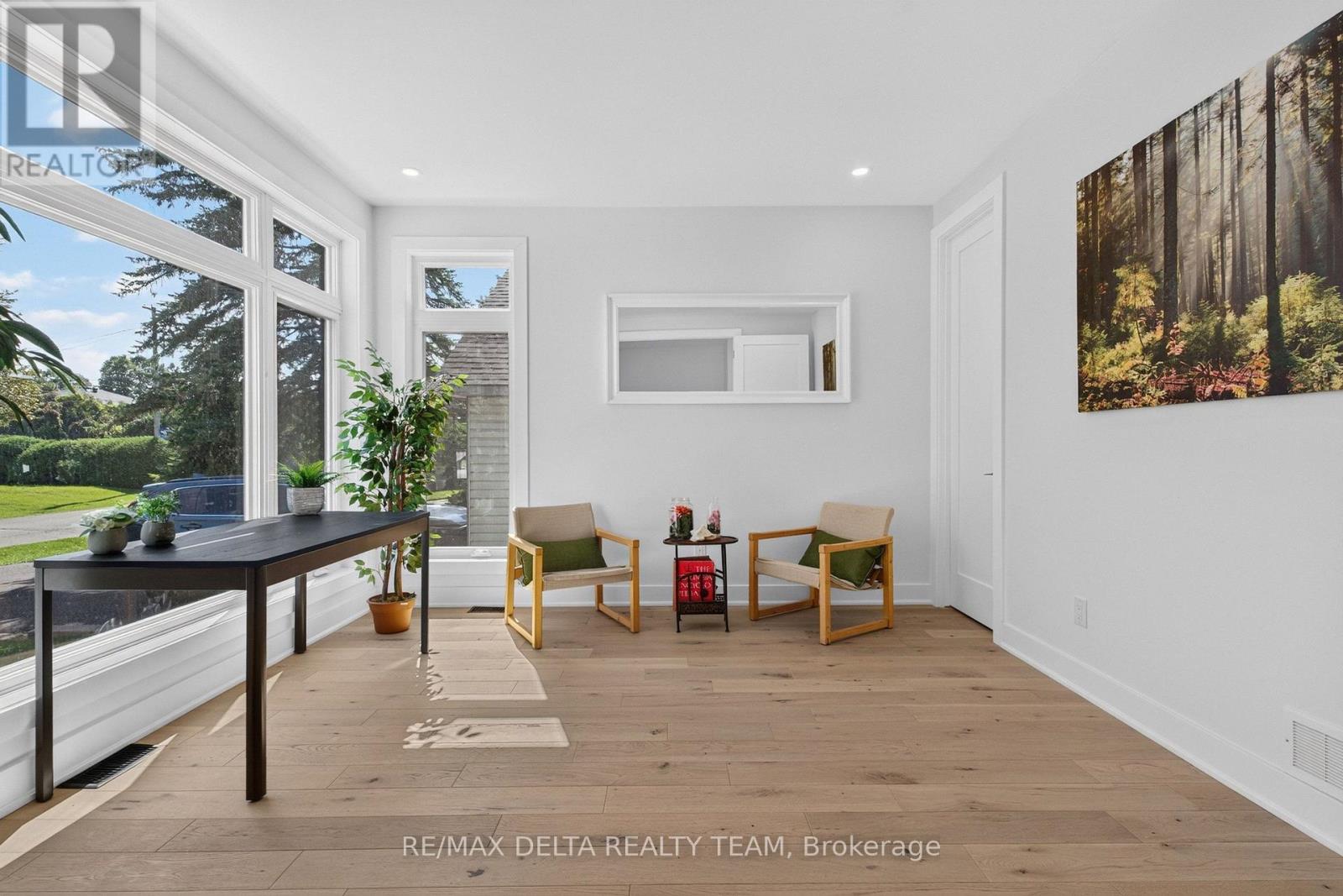 45 St Claire Avenue Property Photo 8