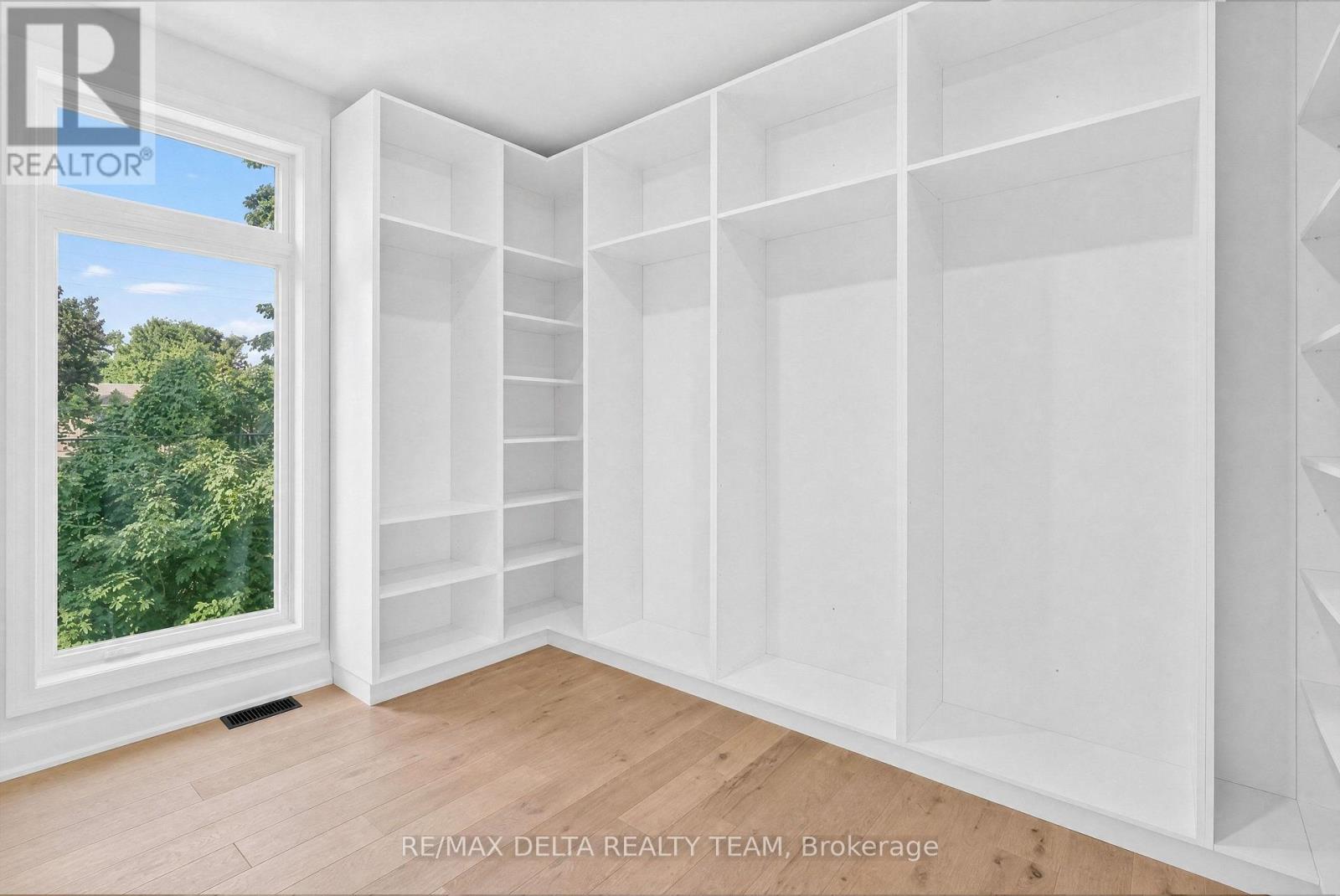 45 St Claire Avenue Property Photo 18