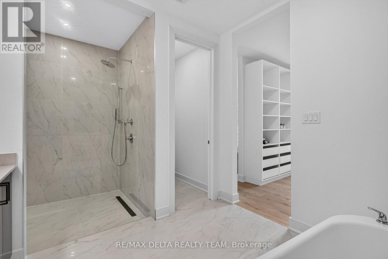 45 St Claire Avenue Property Photo 20
