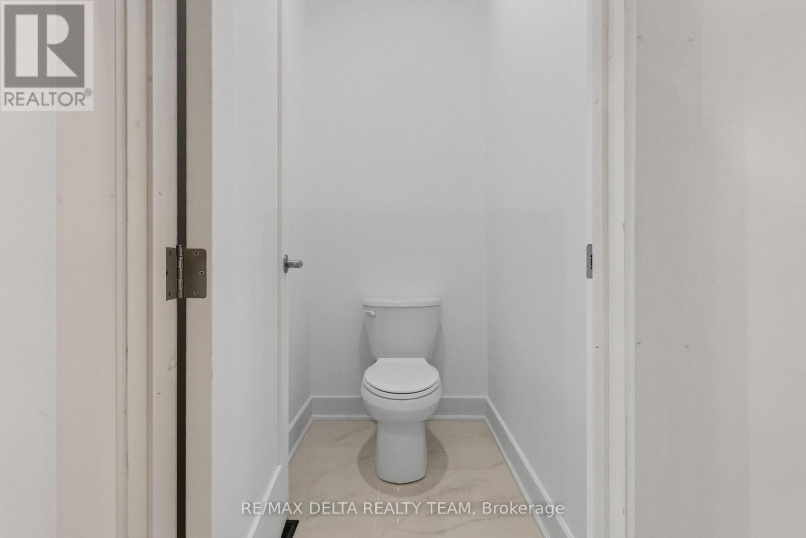 45 St Claire Avenue Property Photo 25