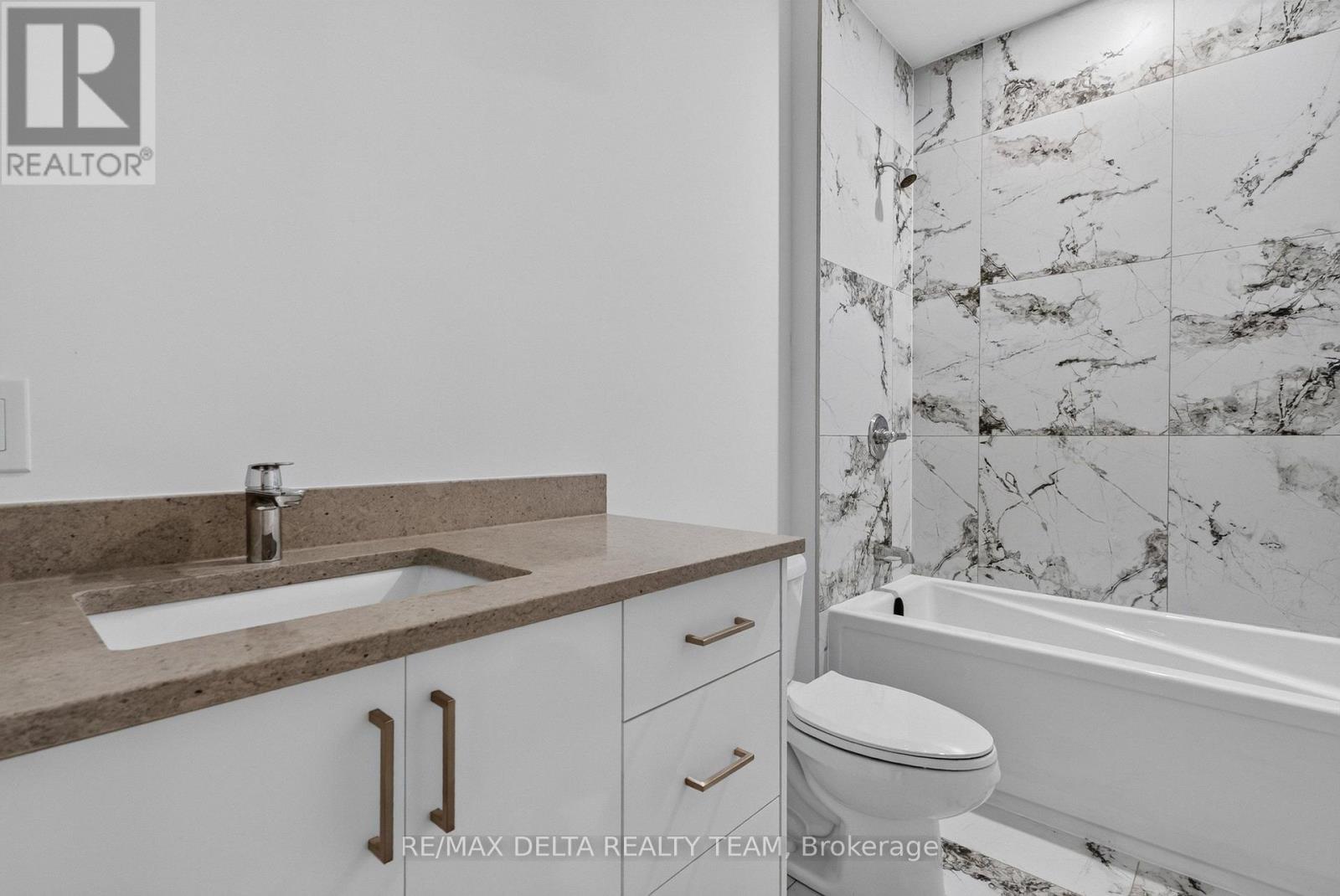 45 St Claire Avenue Property Photo 27