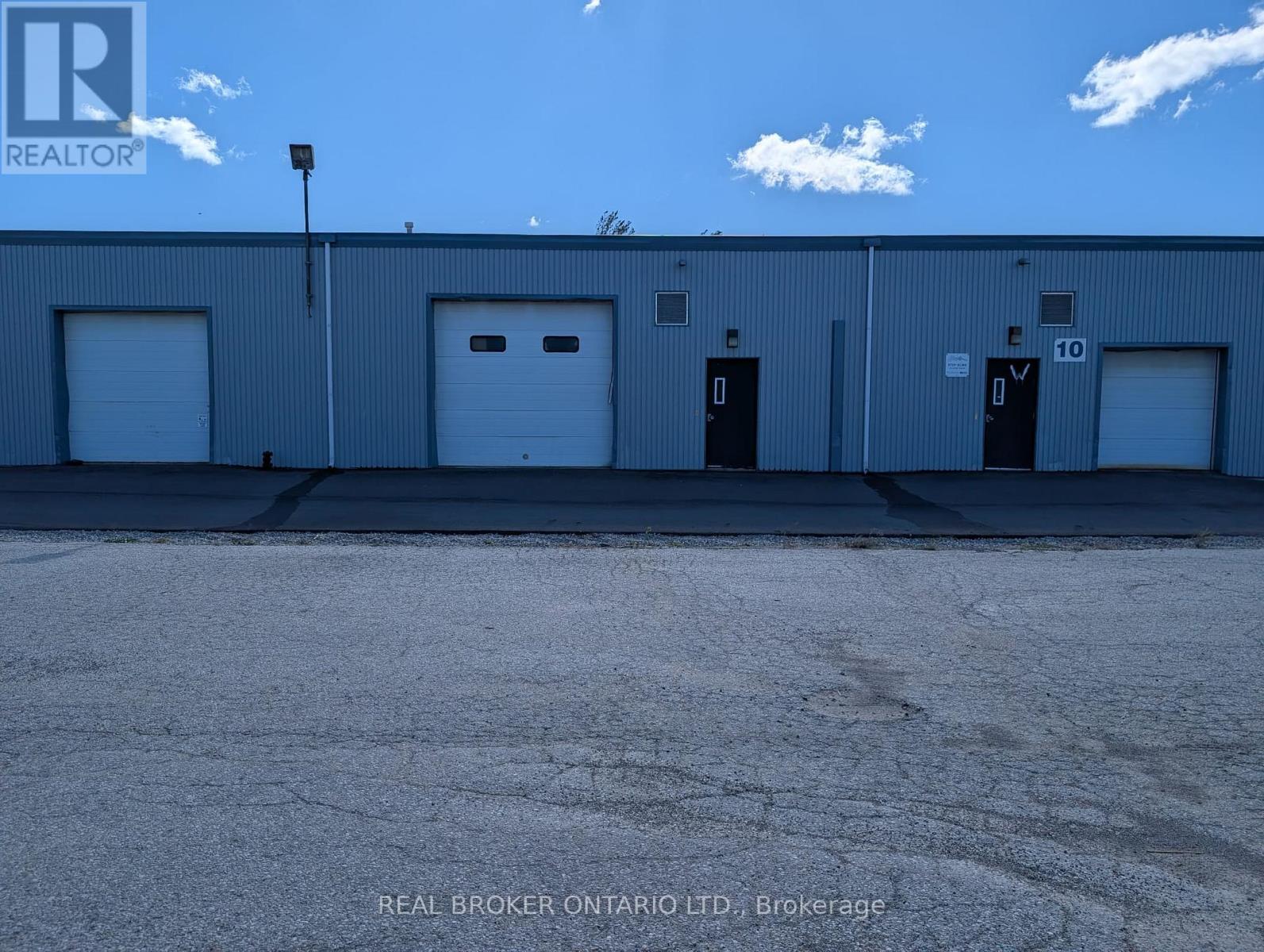 2 - 97 Ardelt Avenue Property Photo 11