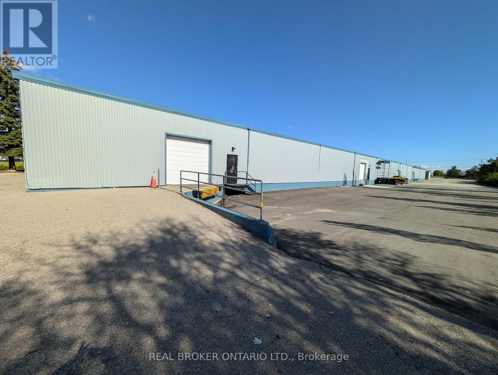 97 Ardelt Avenue Property Photo 9