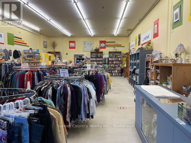34 Whyte Avenue Property Photo 11
